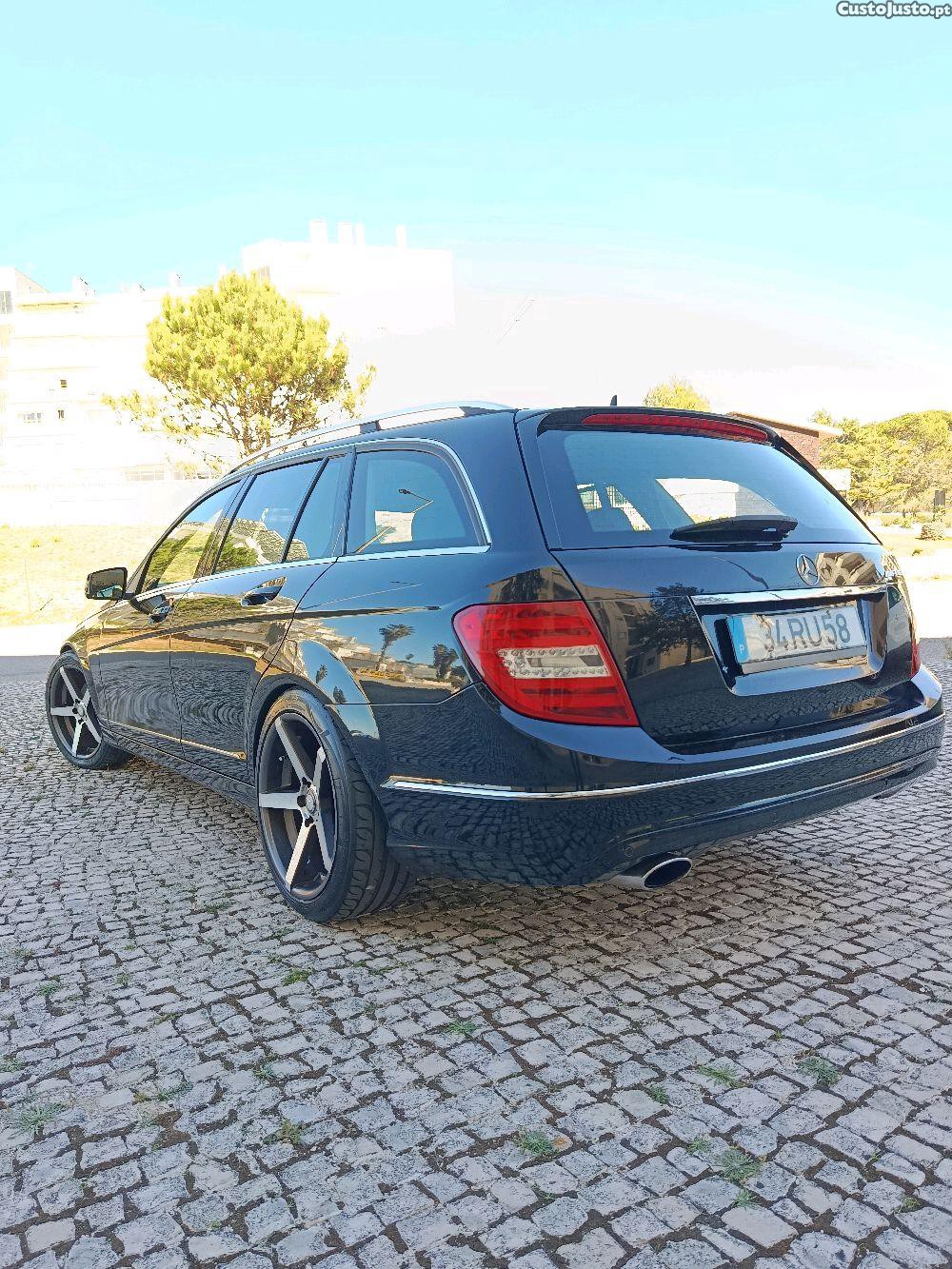 Mercedes-Benz C 250 em muito bom estado !!! Negociável. — photo 3