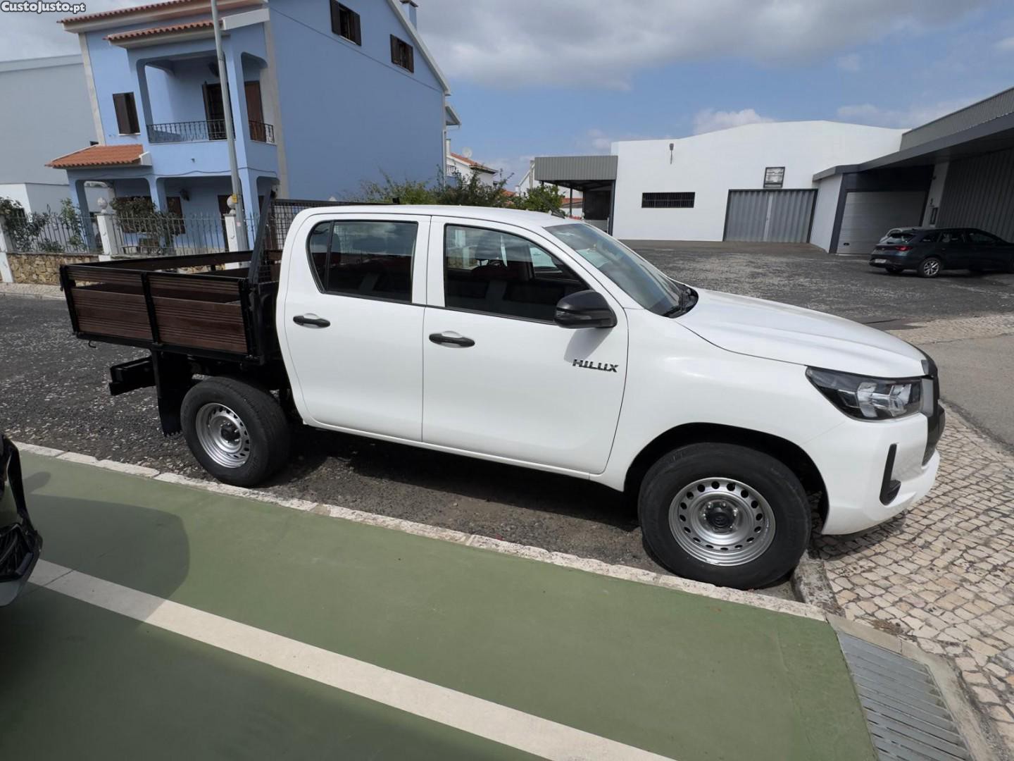 Toyota Hilux 2.4 D-4D 4x4 CD CM 5Lug 150cv — fotografia 22