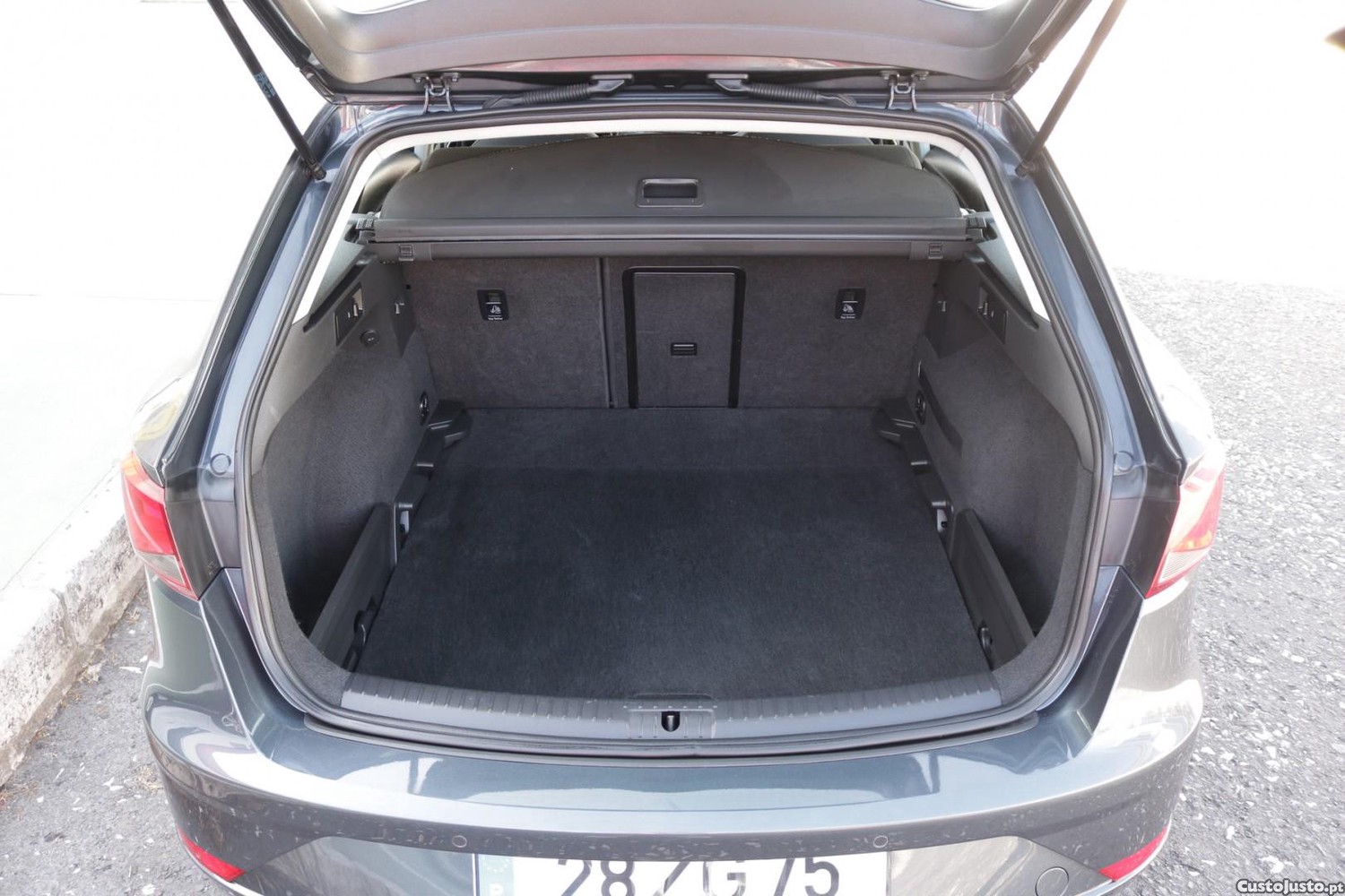 SEAT Leon ST 1.6 TDI Style 115cv — fotografia 46