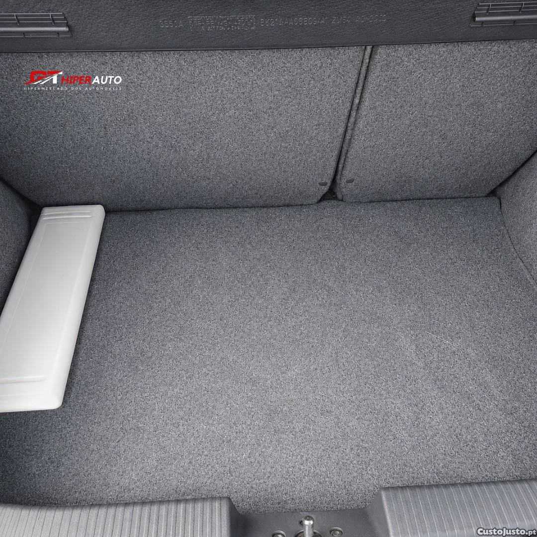 Ford Focus 1.6 Trend — fotografia 5