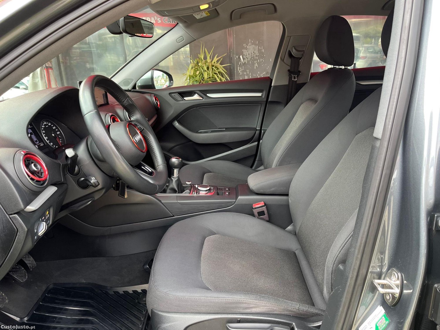 Audi A3 1.6 TDI | NACIONAL — fotografia 14