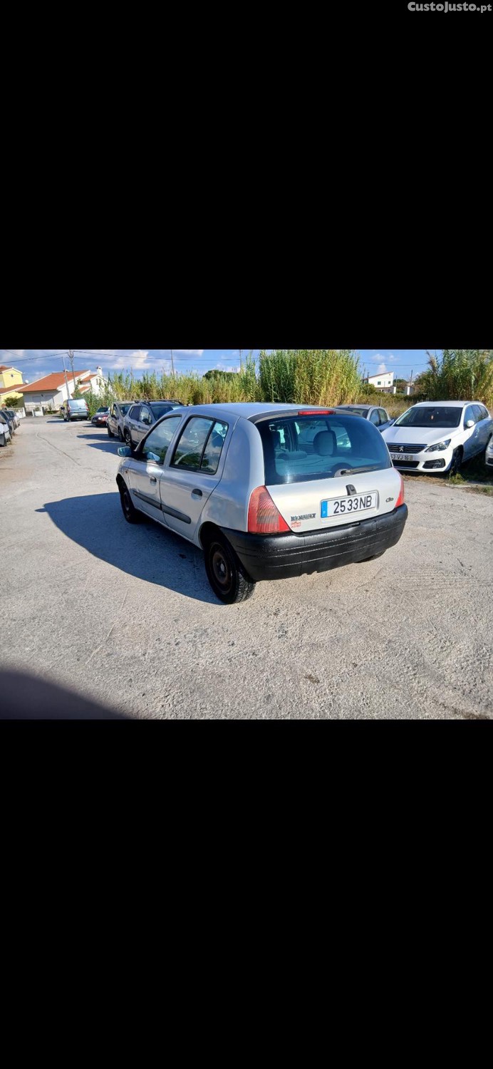 Renault Clio 1.2 — photo 4