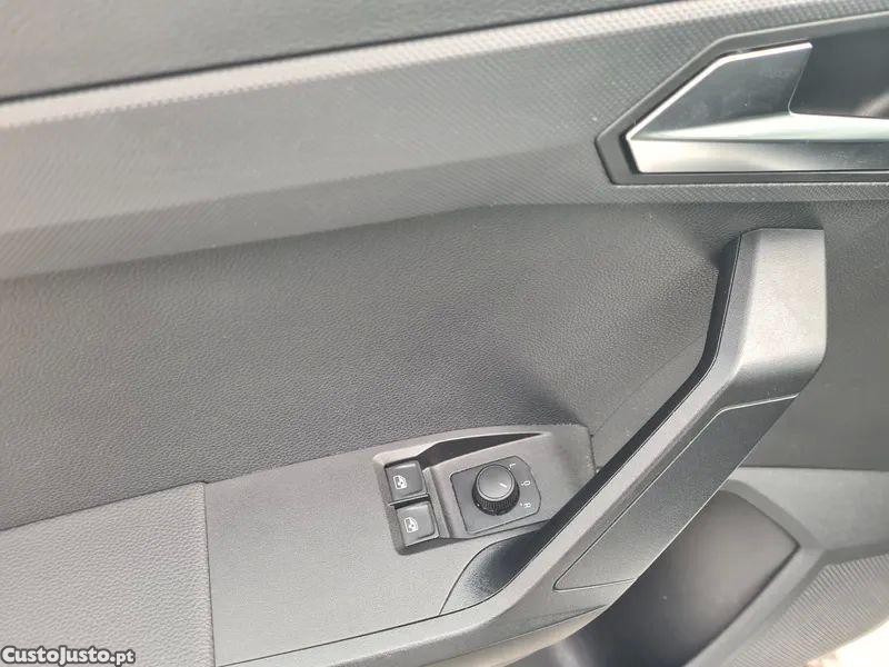 SEAT Ibiza 1.0 tsi style dsg — fotografia 4
