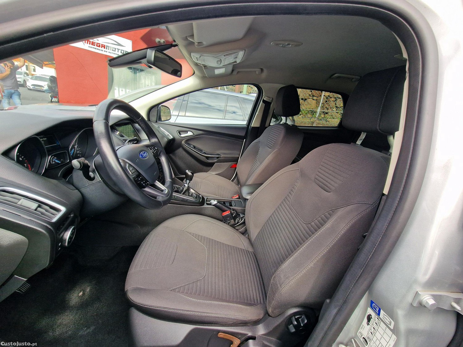 Ford Focus SW 1.0 ECOBOOST BUSINESS 125CV — fotografia 18