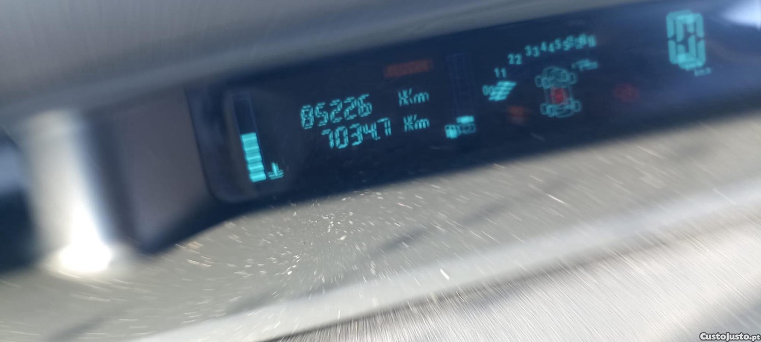 Renault Mégane Scenic 1.4 Gasolina Muito Bom-Sò 86000kms Reais — fotografia 8
