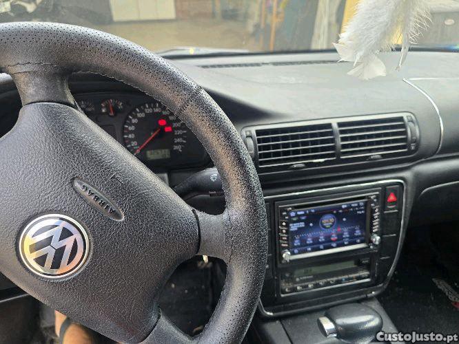 VW Passat b3 - 00 — photo 2