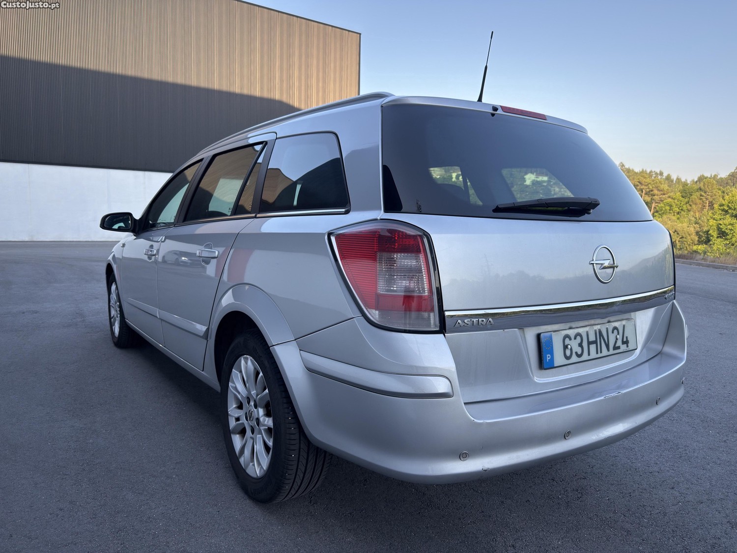 Opel Astra 1.7 CDTI — fotografia 7