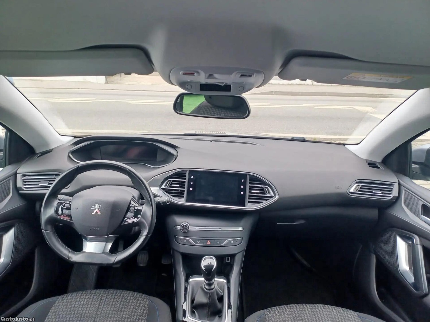 Peugeot 308 1.5 BlueHDi Style — fotografia 14