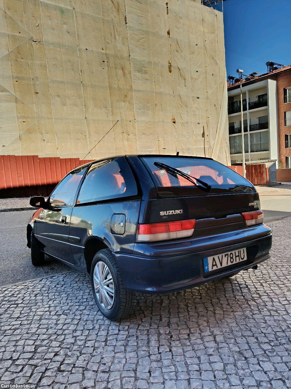 Suzuki Swift Coupé 5lugares em muito bom estado !!! Negociável. — photo 4