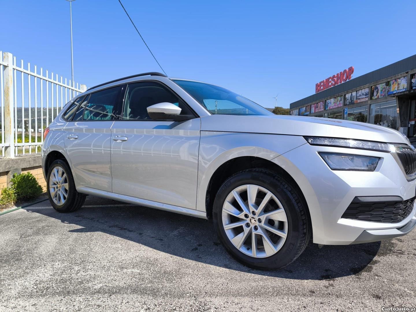 Skoda Kamiq 1.0 TSI — fotografia 17