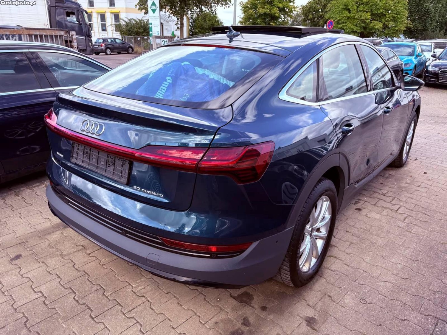 Audi e-tron Sportback 50 quattro — photo 2