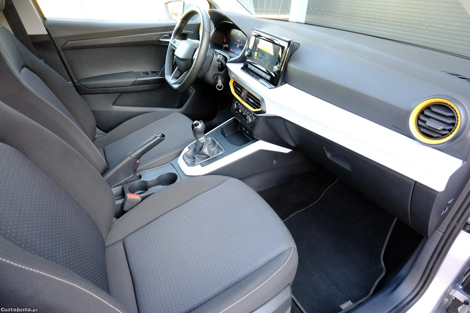 SEAT Arona 1.0 TSI Style — fotografia 15