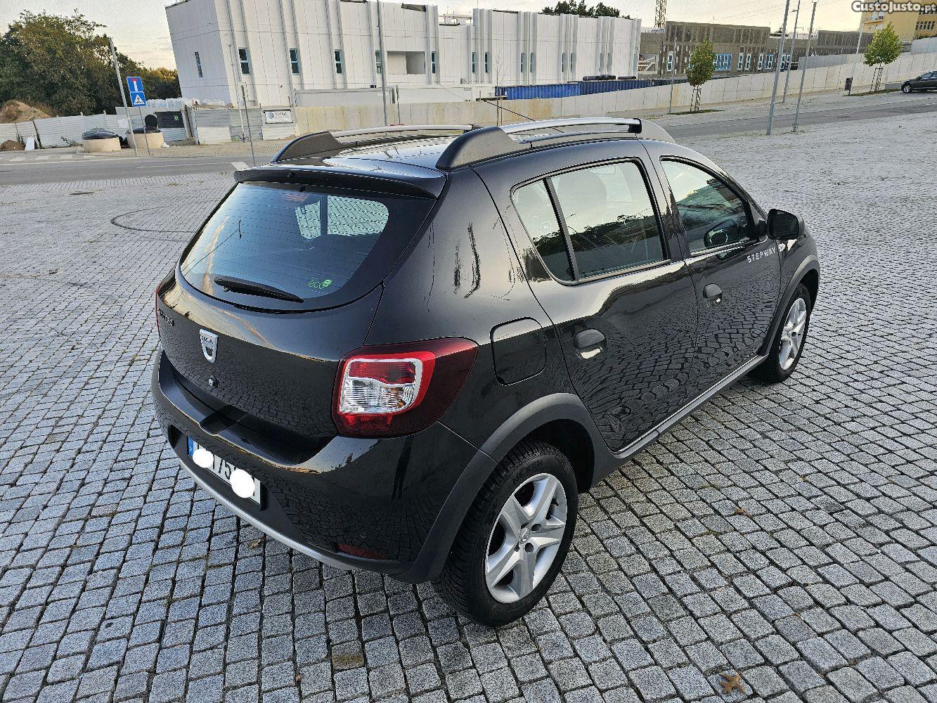 Dacia Sandero Stepway 0.9 TCE C/GPS — photo 3