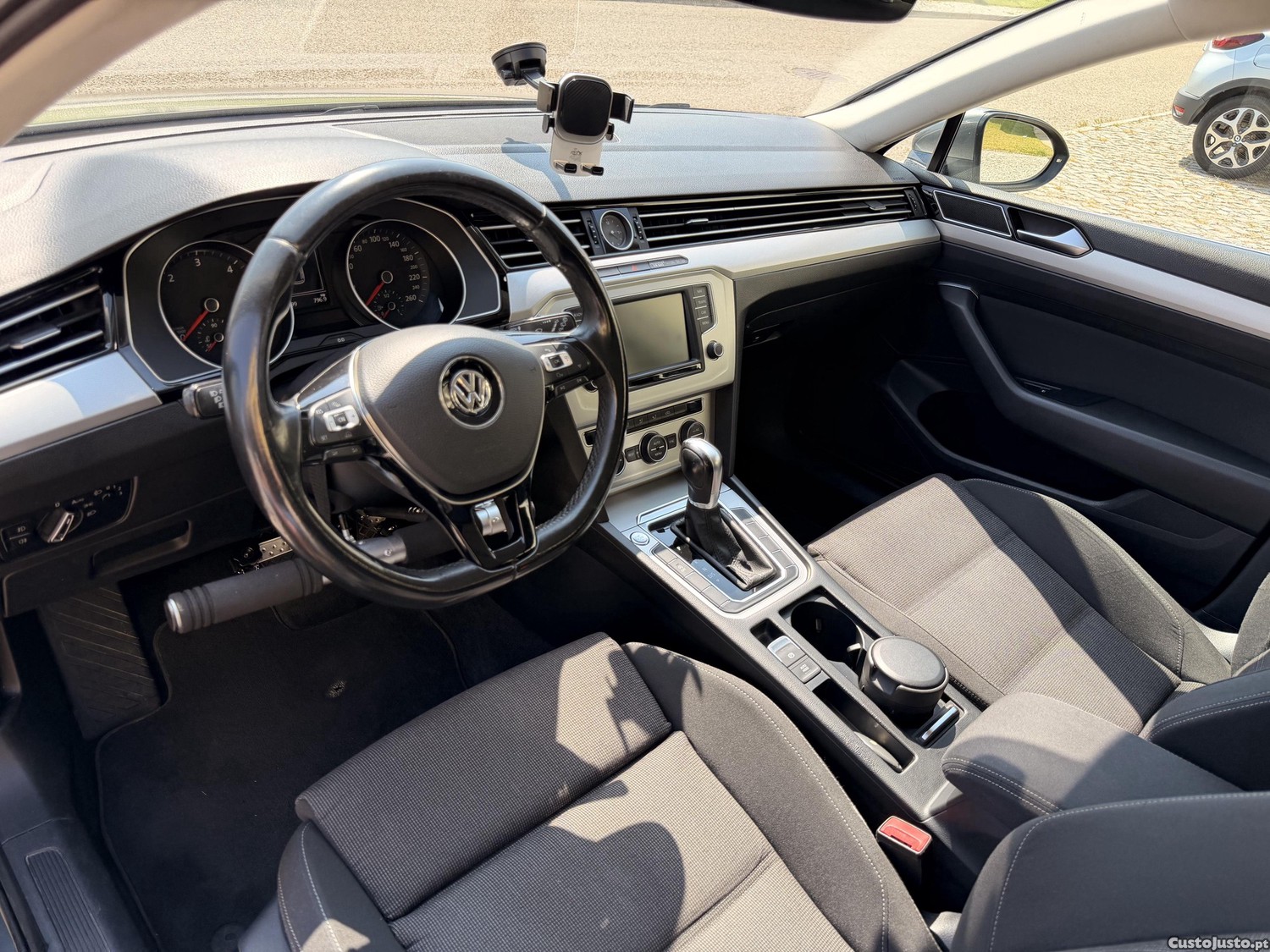 Volkswagen Passat Variant 1.6 TDI Automático — fotografia 6