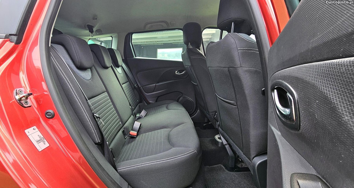 Renault Clio Sport Tourer 0.9 TCe Limited — fotografia 4