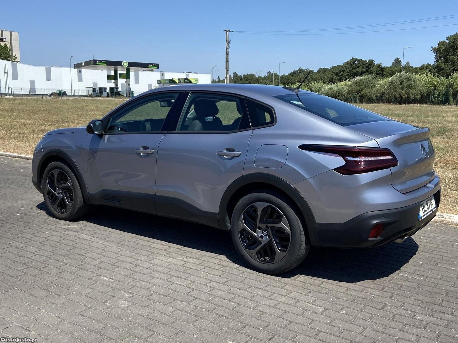 Citroën C4 X 1.2 PureTech Plus EAT8 — fotografia 19