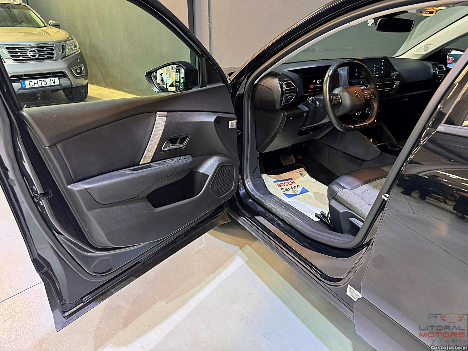 Citroën C4 1.2 PureTech Plus EAT8 — fotografia 13