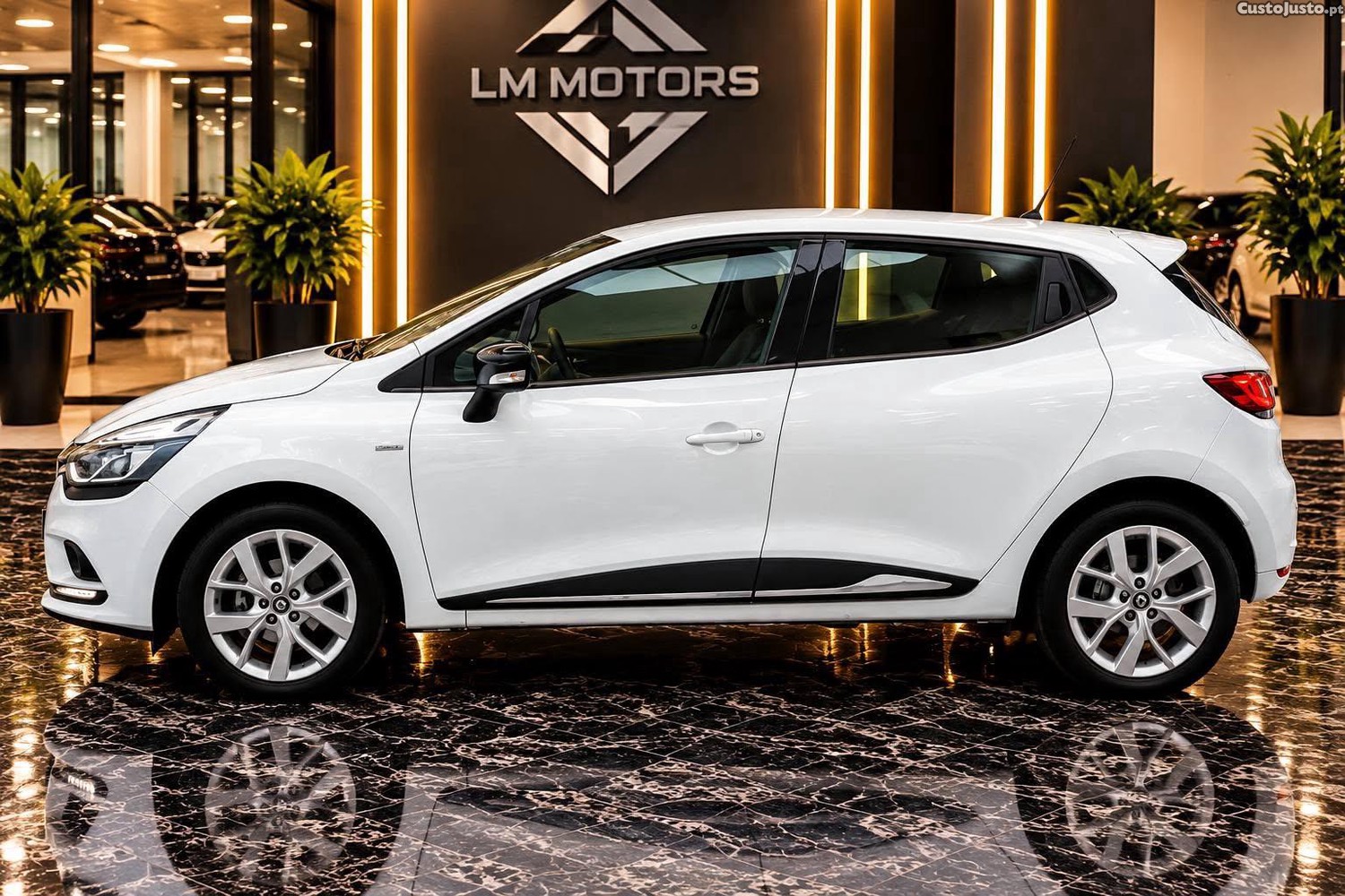 Renault Clio 0.9 TCE Limited 90 cv só 64000 kms - 18 — photo 3