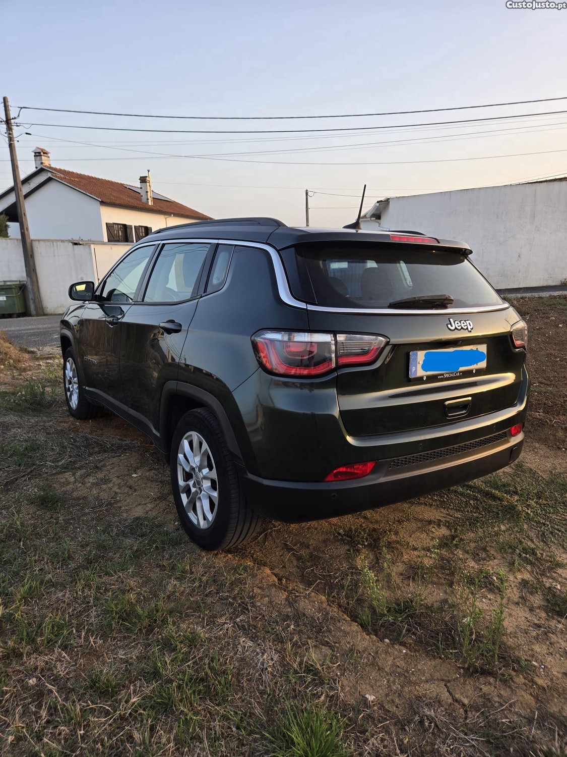 Jeep Compass Limited — photo 3