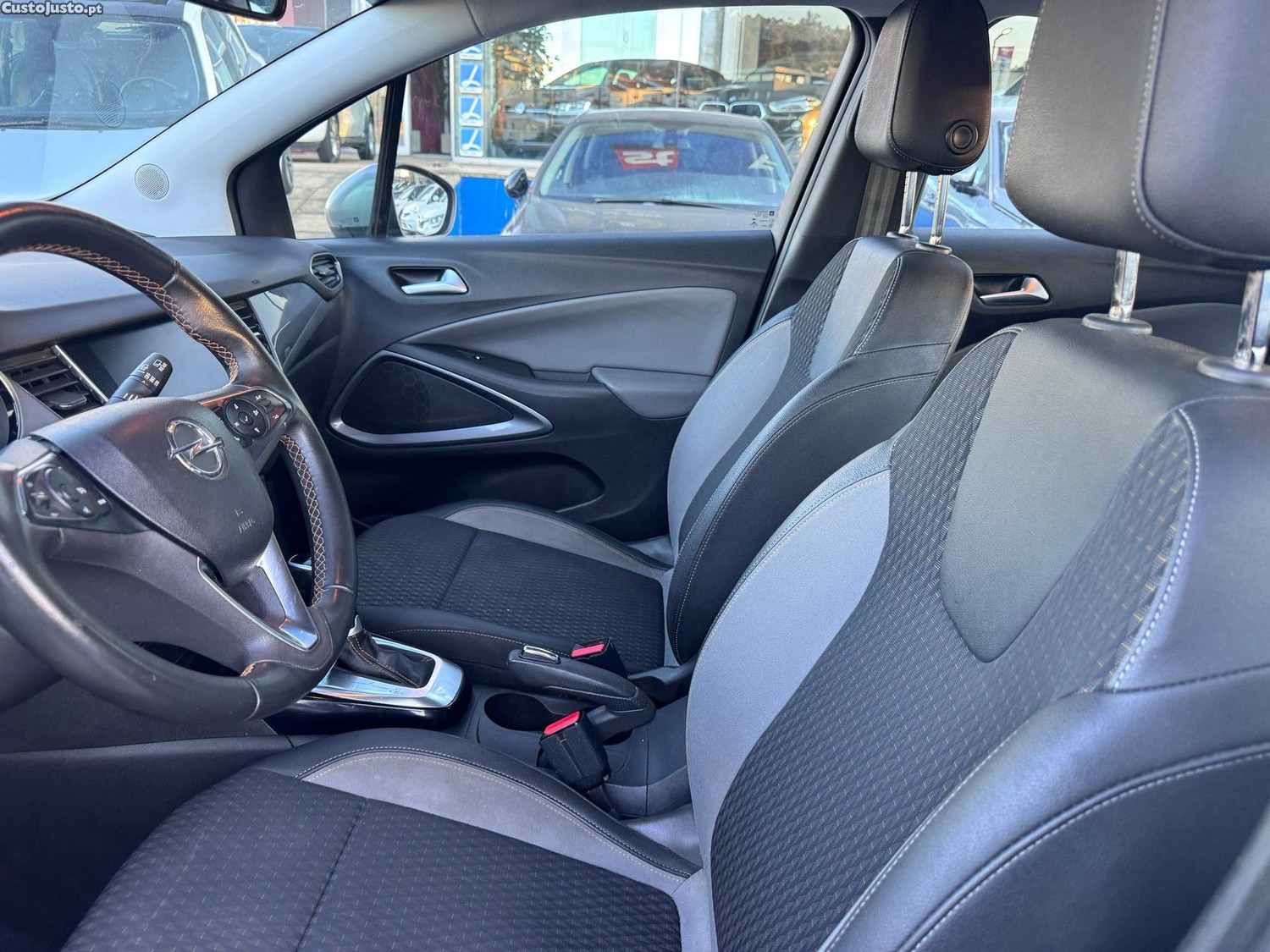 Opel Crossland X 1.2 T Innovation Aut. — fotografia 6