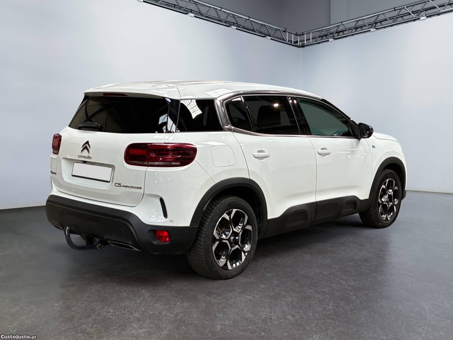 Citroën C5 Aircross 1.6 Hybrid e-EAT8 - 23 — photo 3