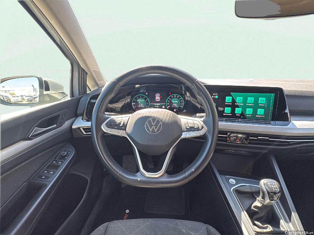 Volkswagen Golf 1.0 TSI Life — fotografia 6