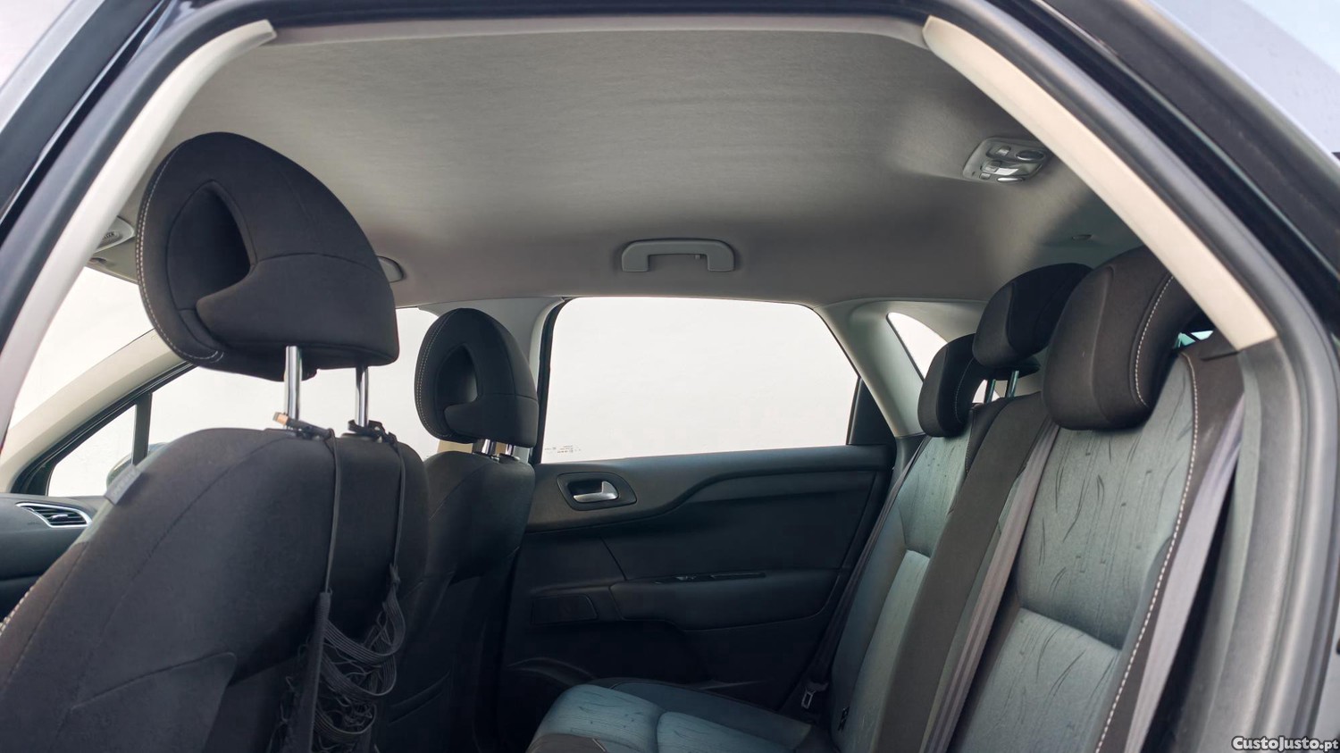 Citroën C4 e-HDi 115 Selection — photo 2