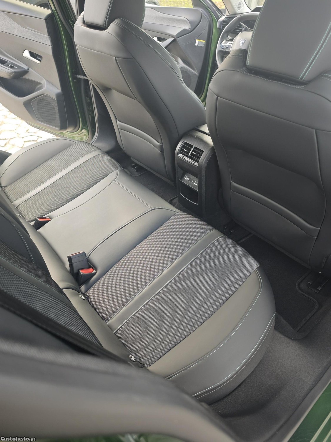 Peugeot 308 Hybrid Allure — fotografia 6