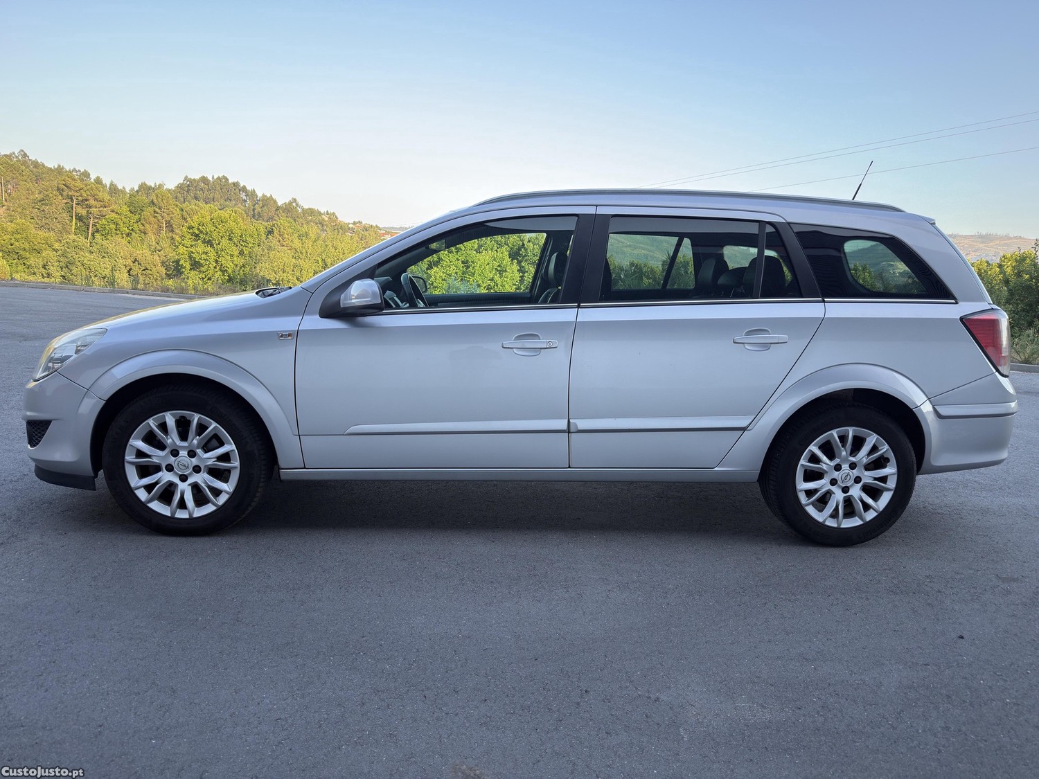 Opel Astra 1.7 CDTI — fotografia 9