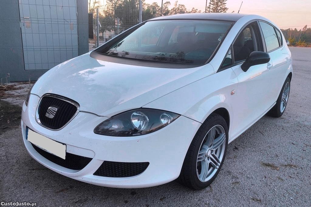 Seat Leon 1.9 TDI 105cv / 105 Eur mês — photo 2