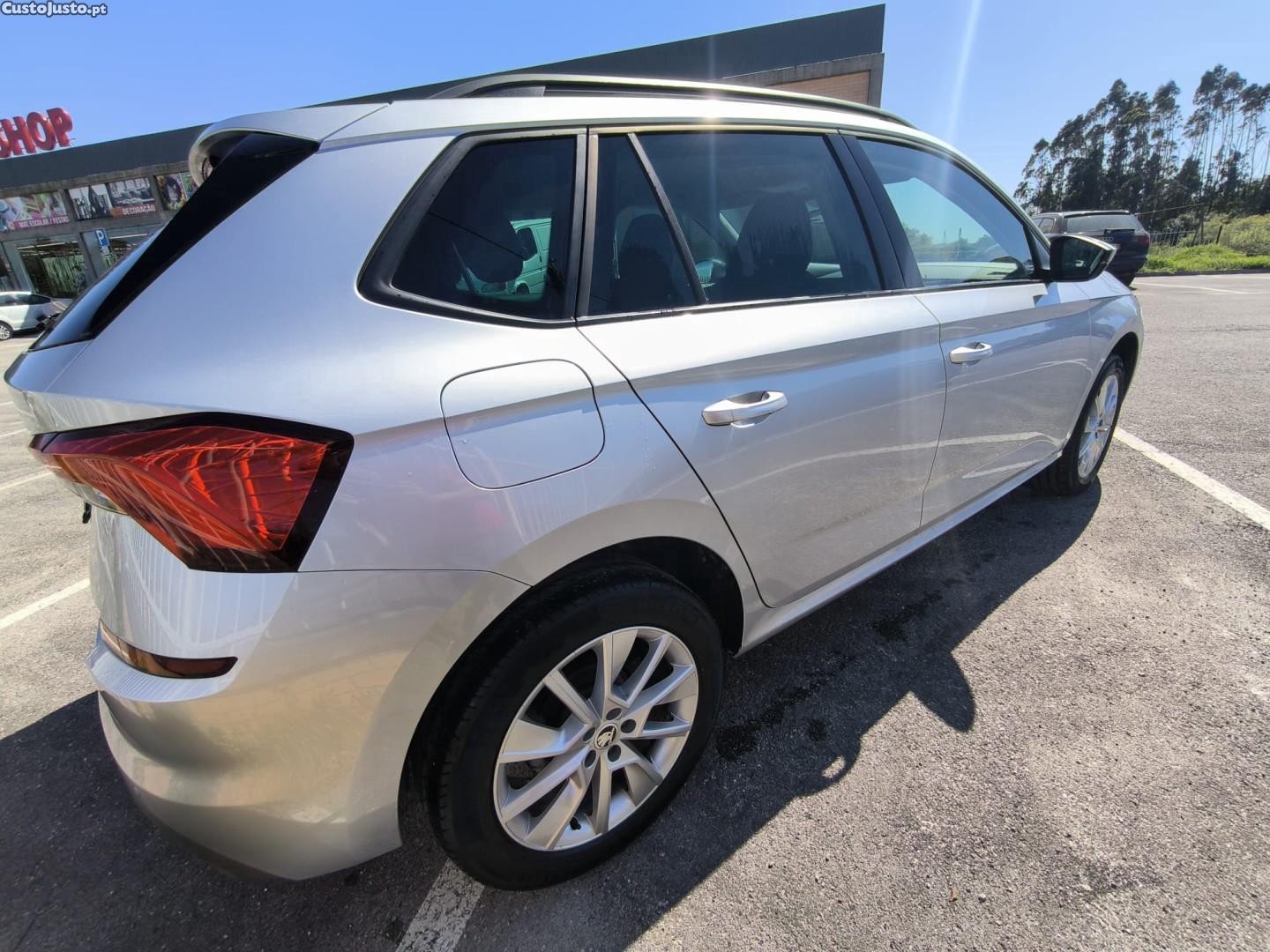 Skoda Kamiq 1.0 TSI — fotografia 16
