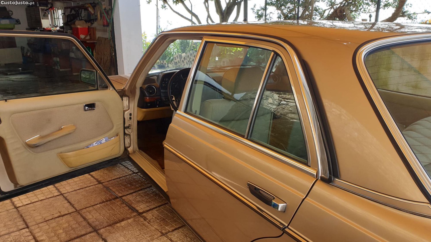 Mercedes-Benz  300 D - Berlina — photo 5