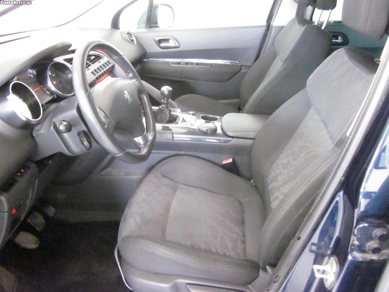 Peugeot 3008 1.6 HDI — fotografia 3