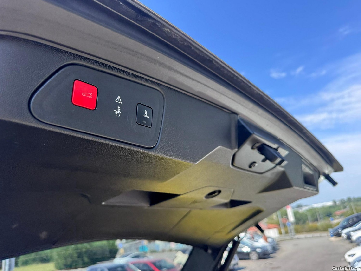 Peugeot 3008 1.2 PureTech Allure EAT6 — fotografia 11