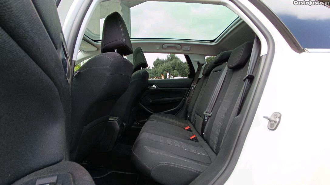 Peugeot 308 1.6 HDI Teto Panorâmico — fotografia 5