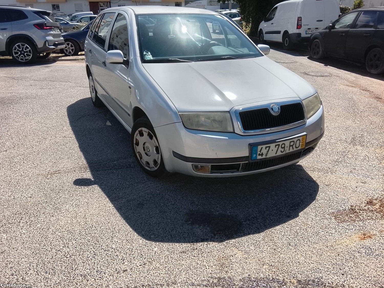 Skoda Fabia 1.4 gasolina Muito Bom estado-Barato oportunidade! — fotografia 7