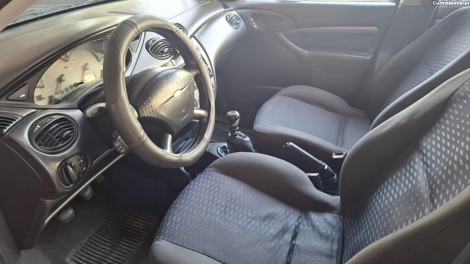 Ford Focus (Dnw) S.Wagon — fotografia 4