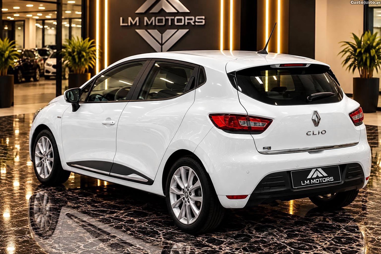 Renault Clio 0.9 TCE Limited 90 cv só 64000 kms - 18 — photo 4