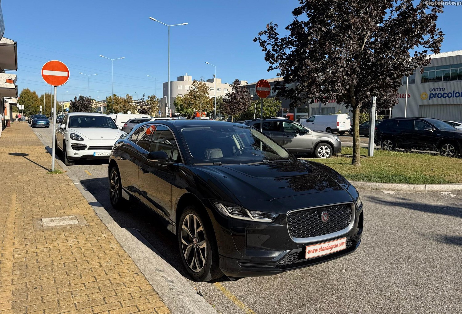 Jaguar I-Pace EV400 AWD SE - 19 — photo 3