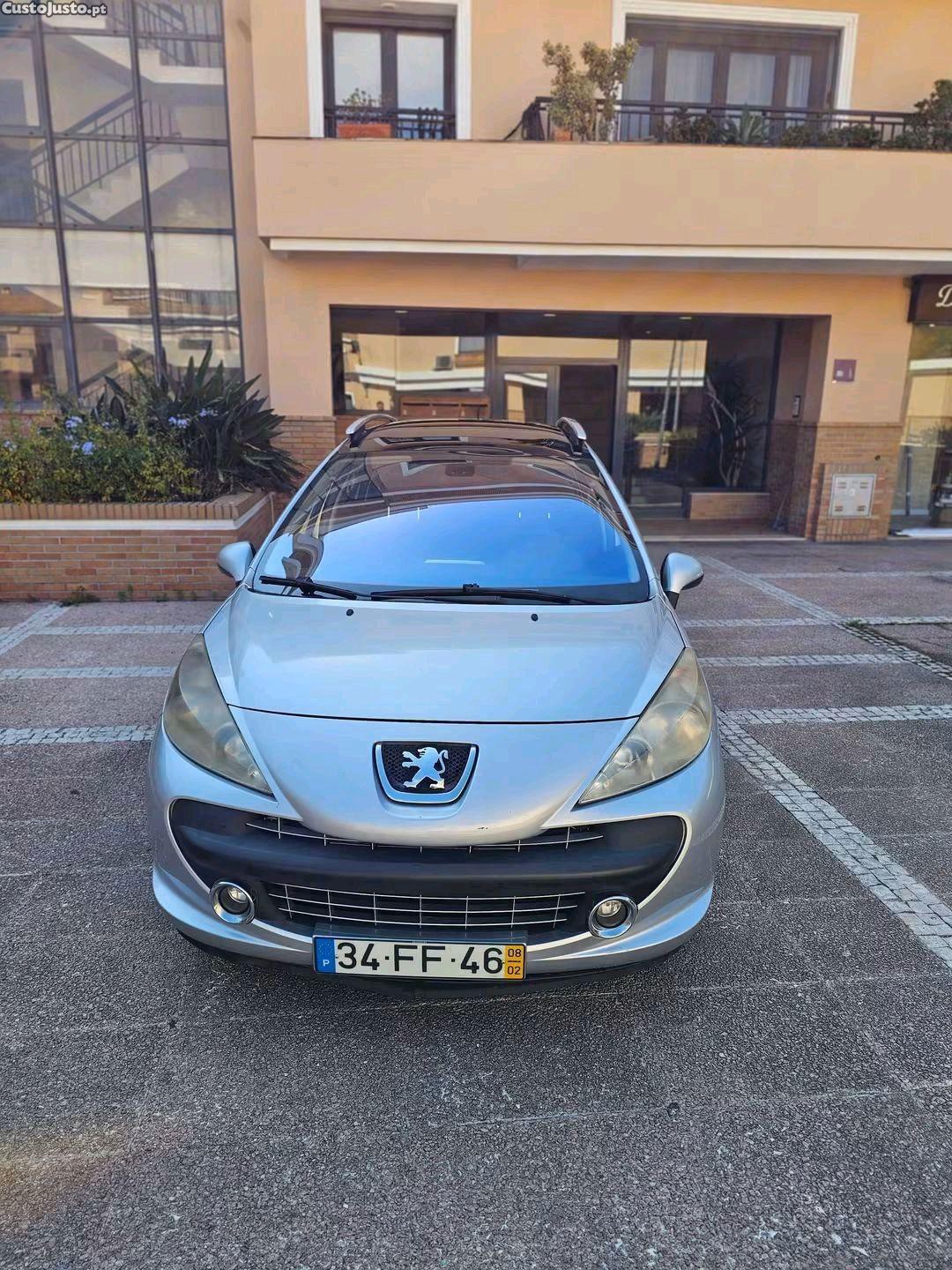 Peugeot 207 1.4 Trendy — photo 4