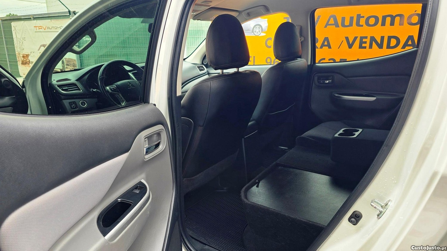 Mitsubishi L200 2.4 DI-D CD Intense Sportbox Strakar 4WD — fotografia 22