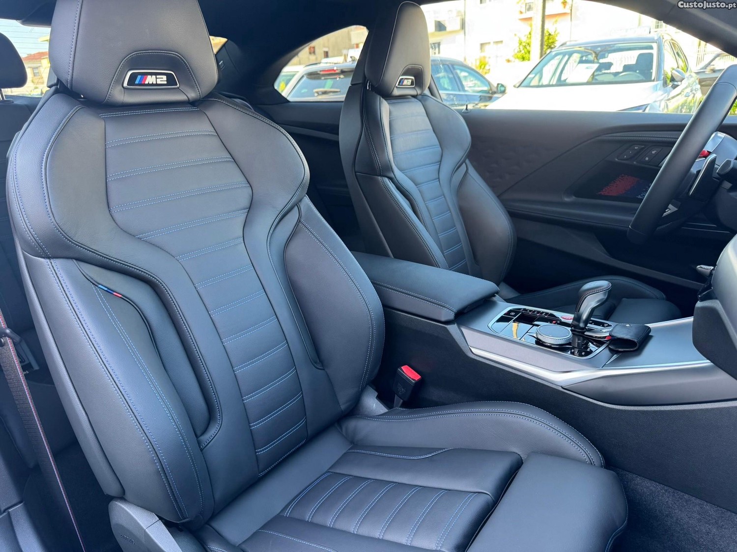 BMW M2 Auto — fotografia 11
