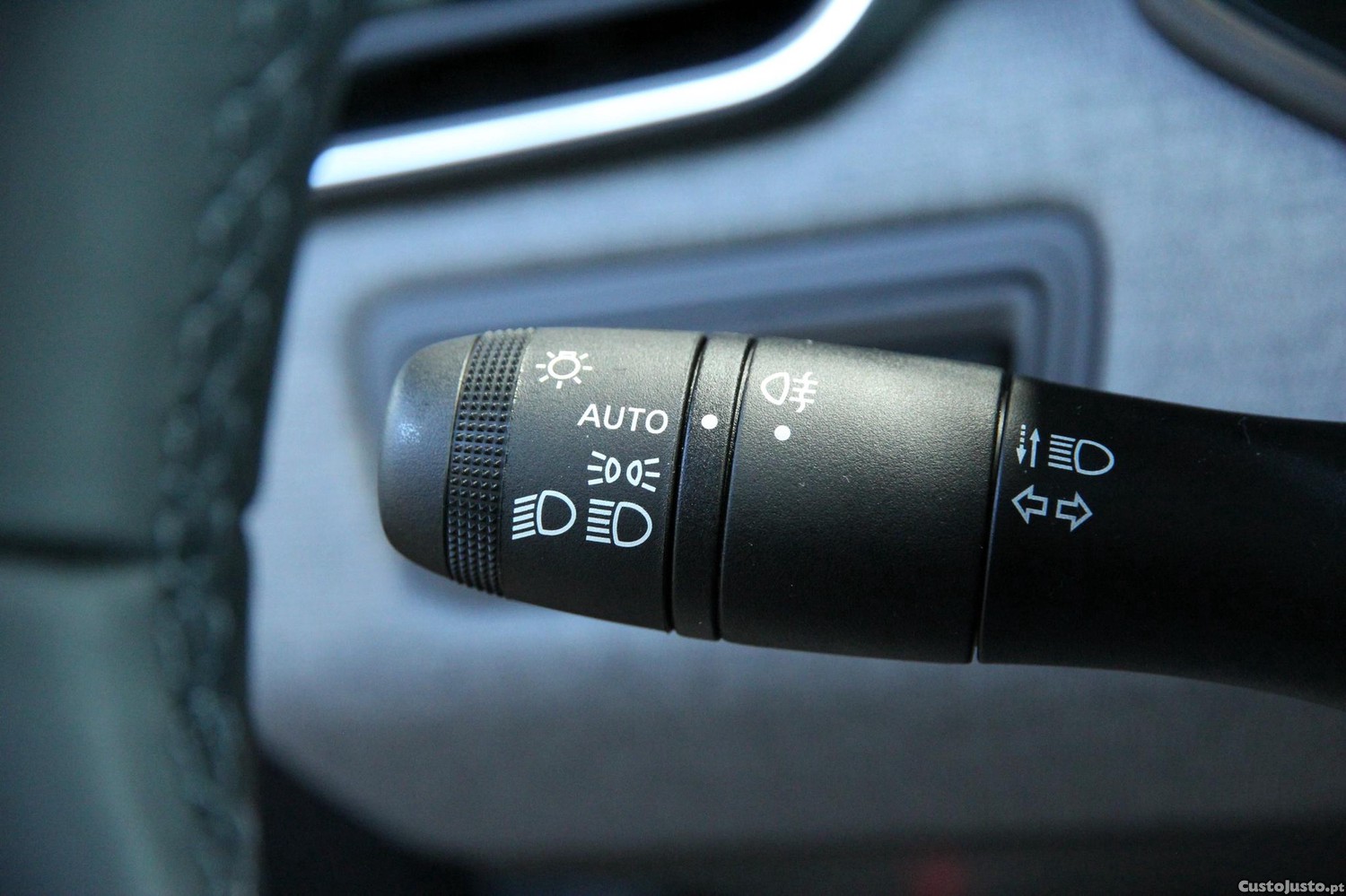 Renault Clio 1.0 TCe Evolution Bi-Fuel — fotografia 10