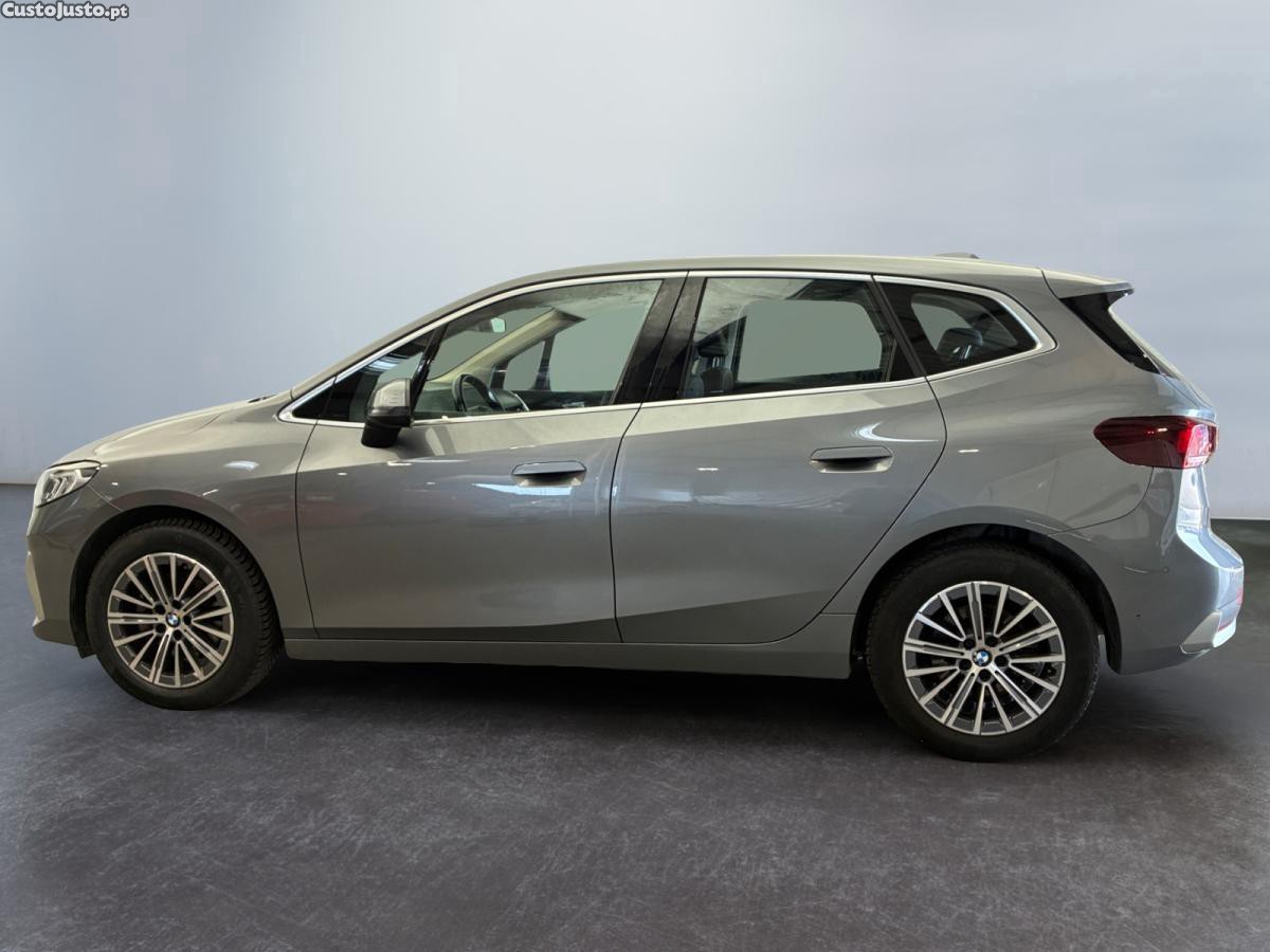 BMW 218 Active Tourer d Luxury Auto — photo 2