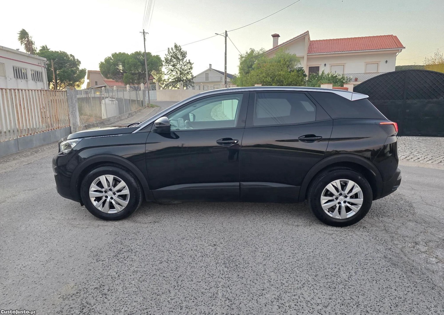 Peugeot 3008 PureTech 130 Stop & Start GPF EAT8 Allure — photo 2