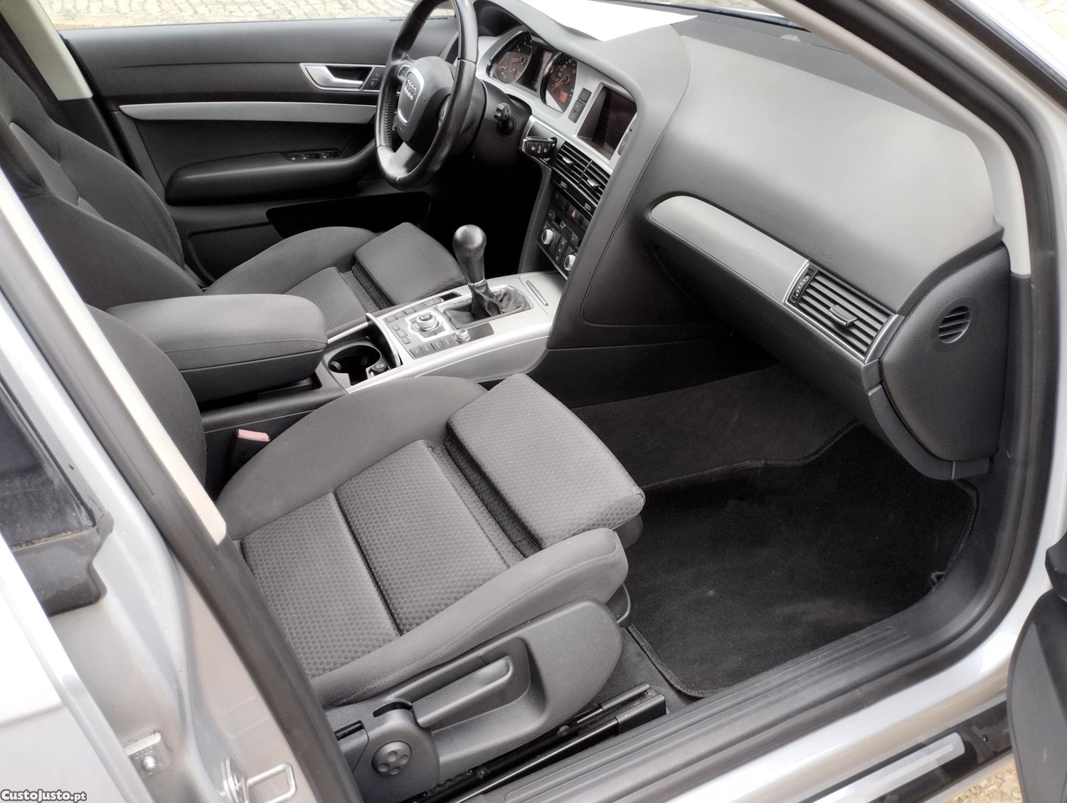 Audi A6 Sedan 2.0 TFSI Sport Multitronic c/ GPS - c/ Garantia - COMO NOVO - "IMBATIVEL" — fotografia 11