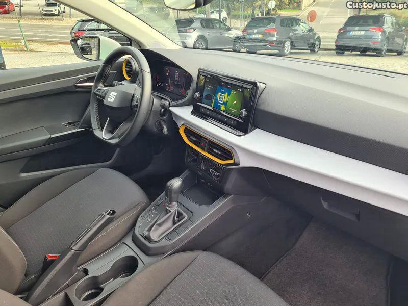 SEAT Ibiza 1.0 tsi style dsg — fotografia 10