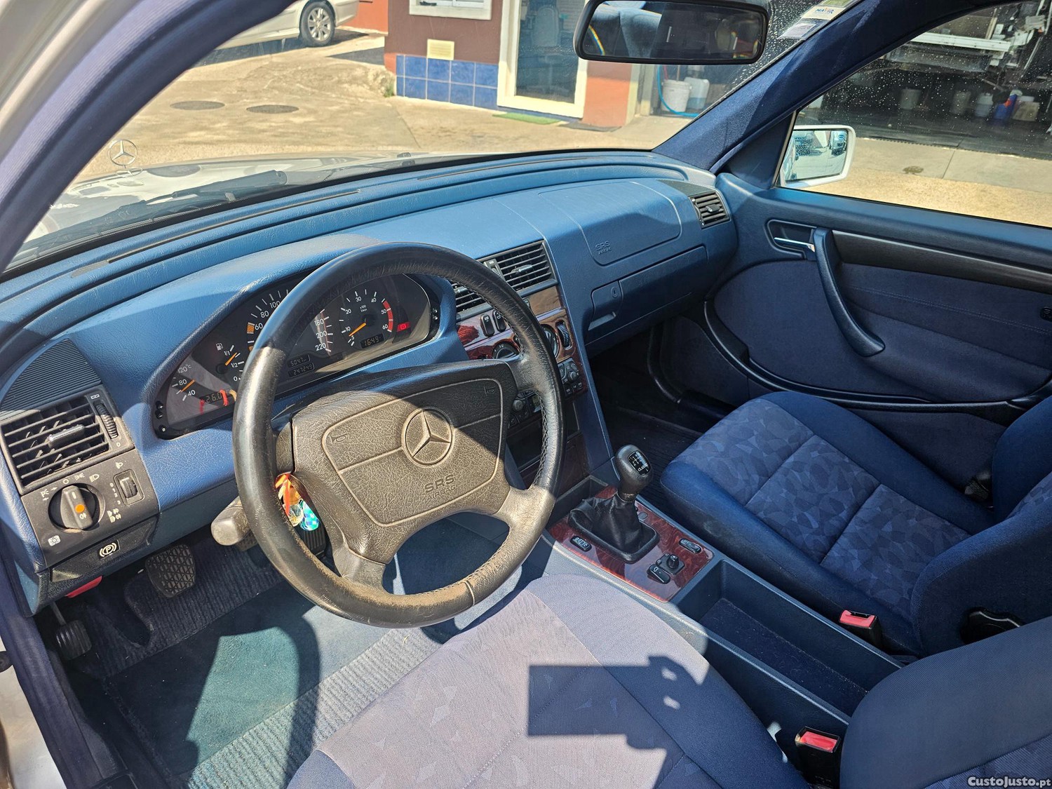 Mercedes-Benz C 220 CDI CLASSIC — fotografia 5