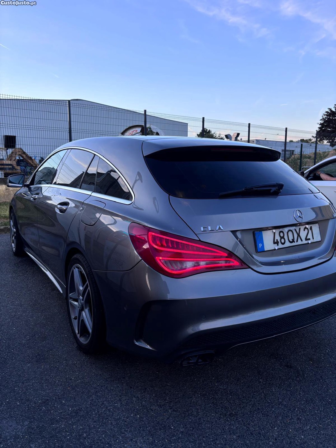 Mercedes-Benz CLA 180 AMG — photo 4