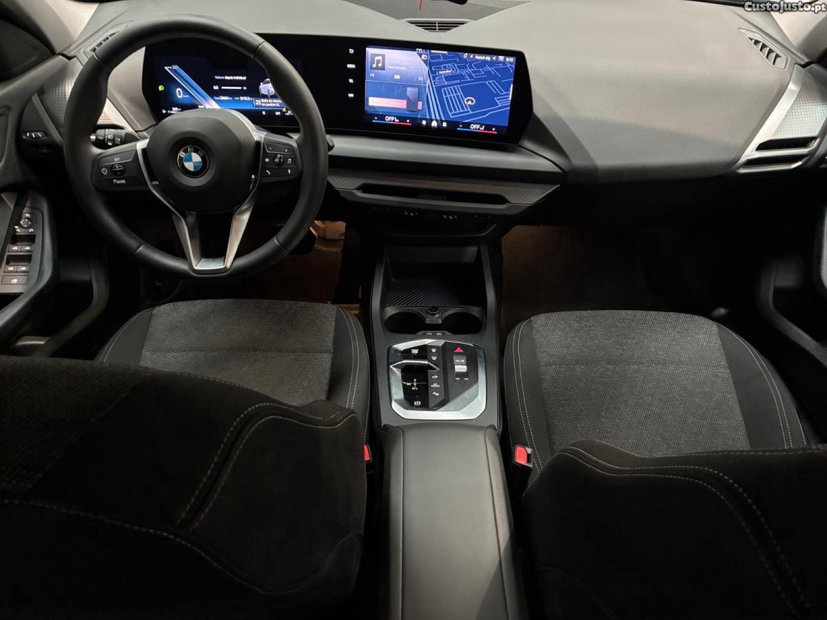 BMW 116 Pack Desportivo M — fotografia 6